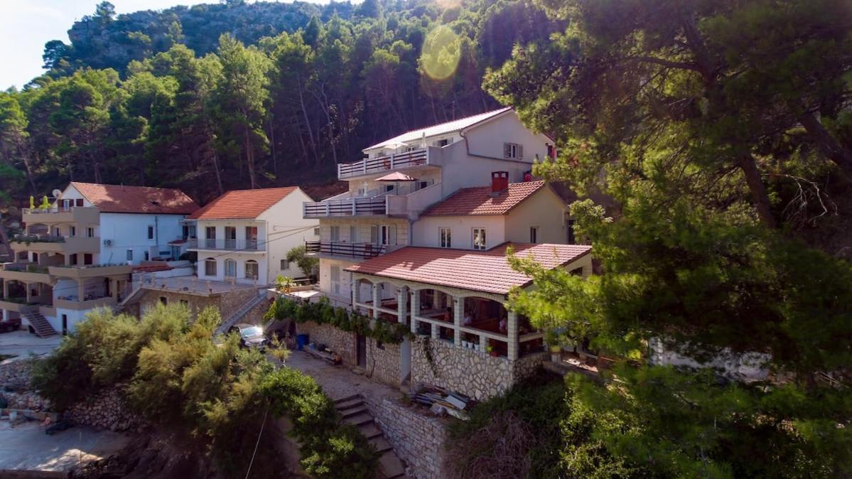 Villa Mateljan Zastrazisce ภายนอก รูปภาพ