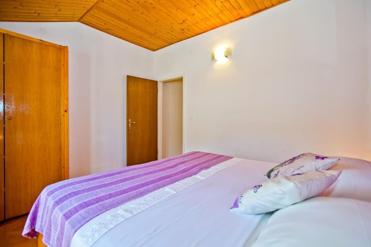 Villa Mateljan Zastrazisce ภายนอก รูปภาพ