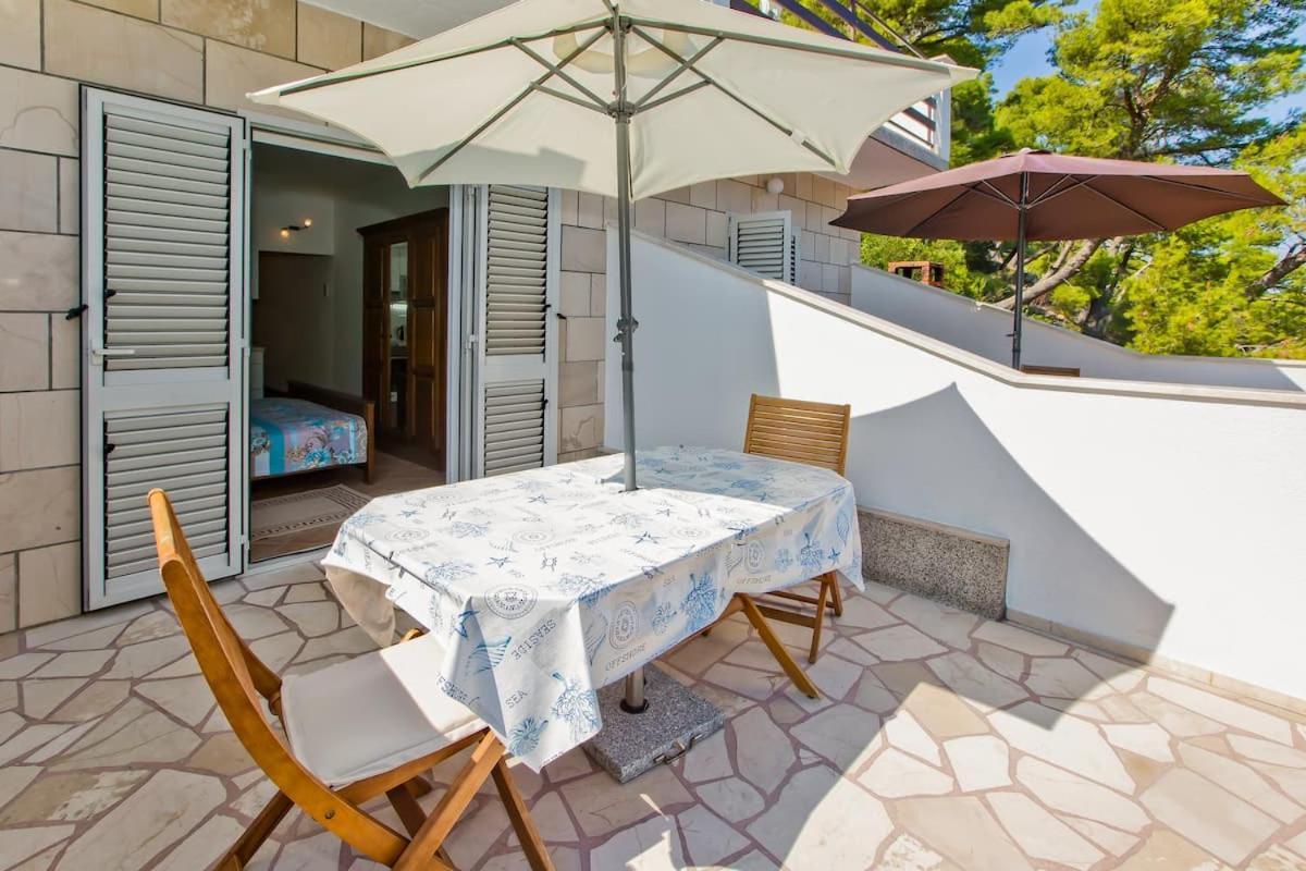 Villa Mateljan Zastrazisce ภายนอก รูปภาพ