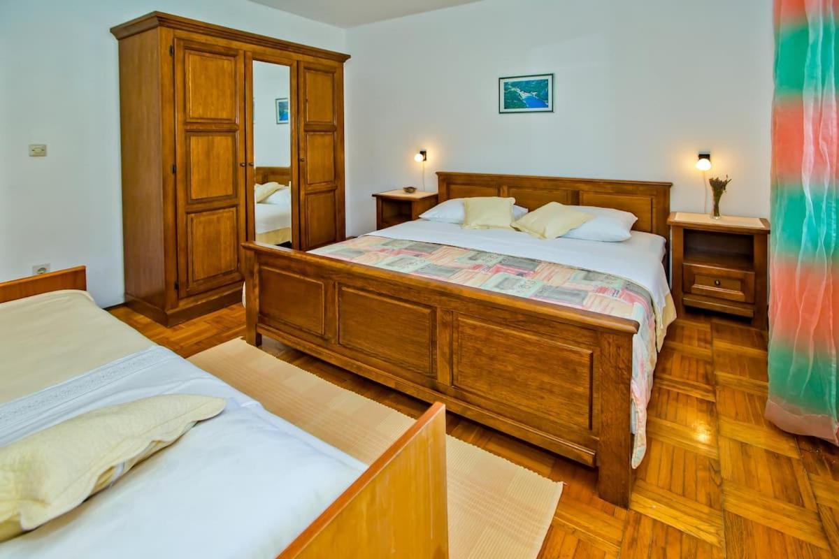 Villa Mateljan Zastrazisce ภายนอก รูปภาพ