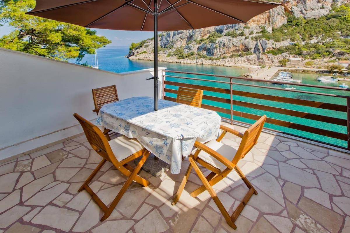 Villa Mateljan Zastrazisce ภายนอก รูปภาพ