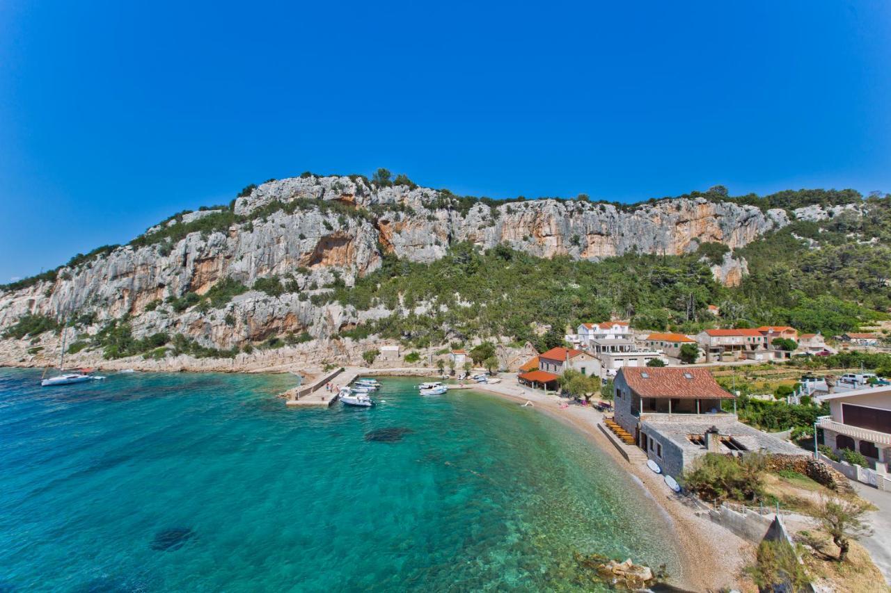 Villa Mateljan Zastrazisce ภายนอก รูปภาพ